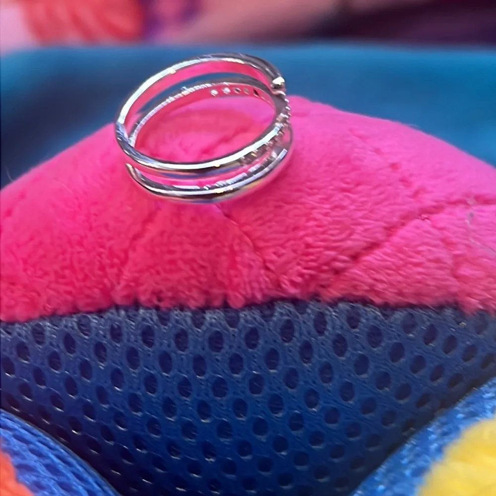 Macys ring - Picture 4 of 7
